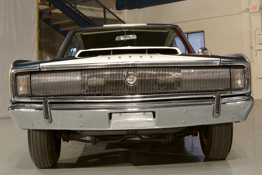  Dodge Charger Lawman 1966 года  (фото 4 из 4)